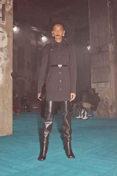 Look 1